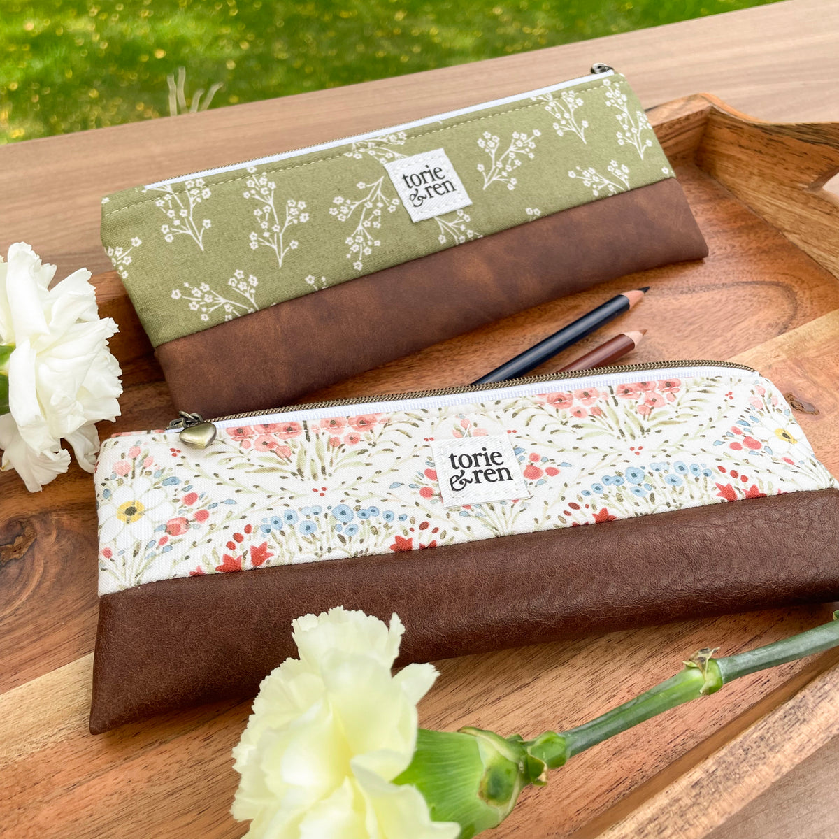 Pen Pal Pencil Case Sample - Countryside Medallion Cream